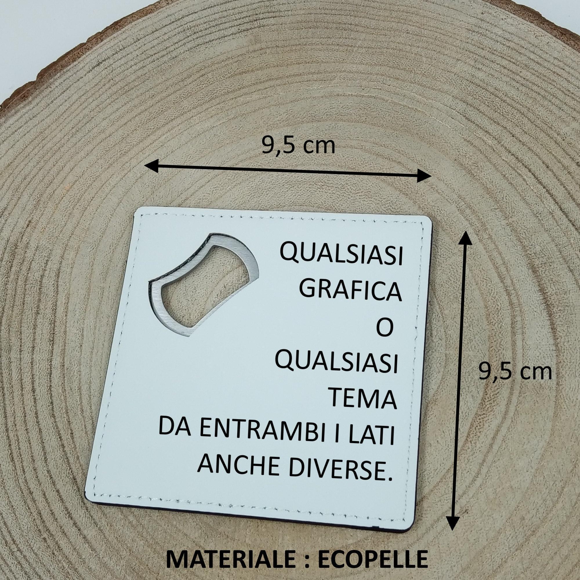 Bomboniera Apribottiglie Personalizzato in Ecopelle 9,5×9,5cm –